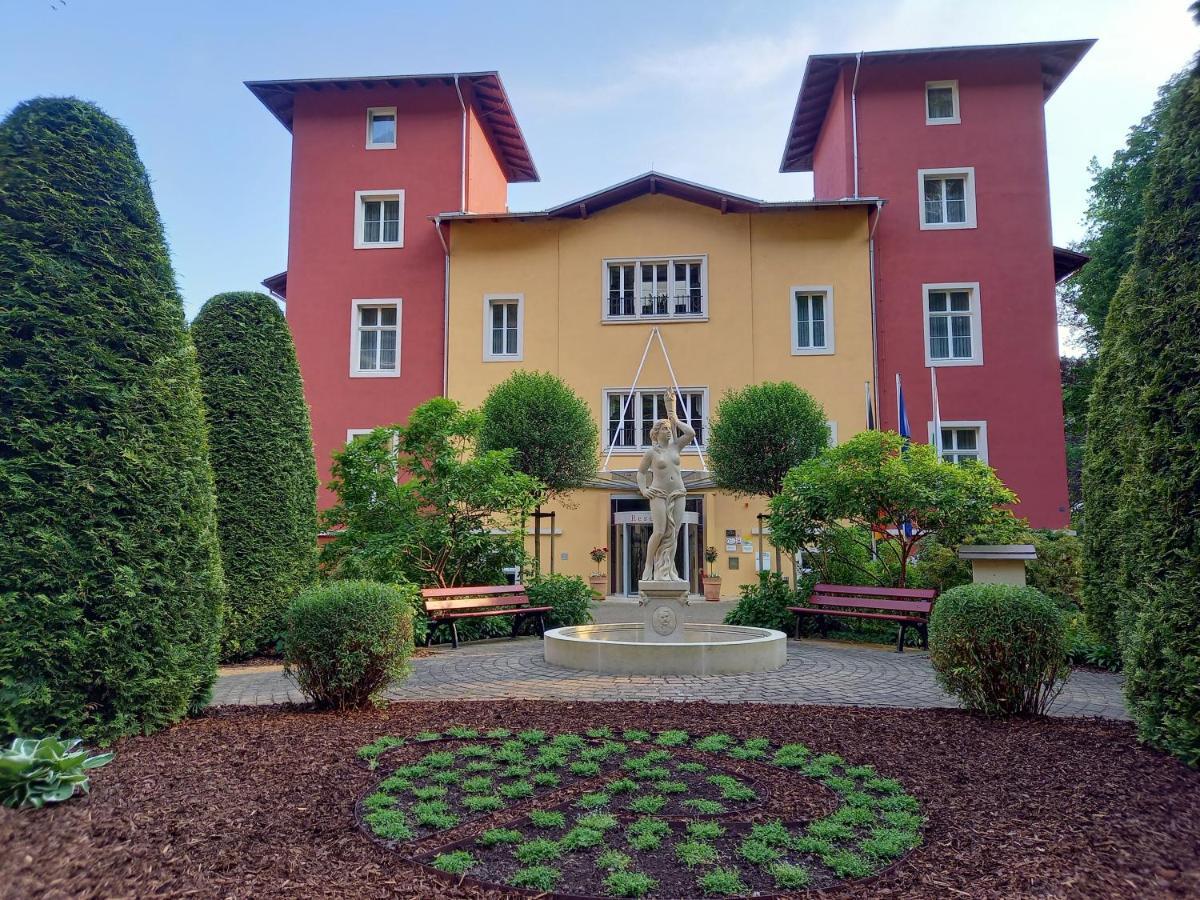 Parkhotel Bad Schandau Mit Spa Екстериор снимка